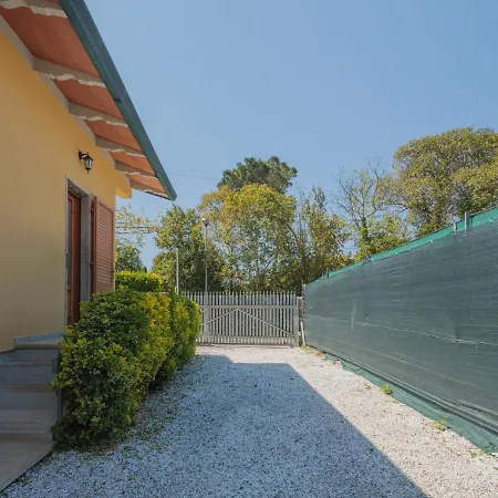 Mauro By Interhome Holiday home Tonfano