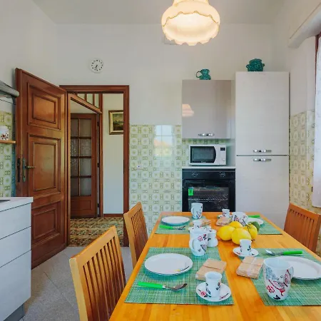 Mauro By Interhome *